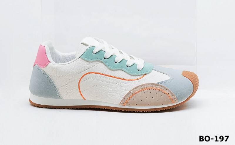 Buty sportowe damskie Roz 36-41 / 12 par